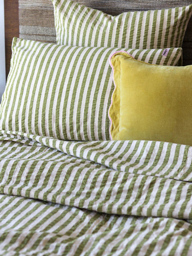 Pistachio Seersucker Standard Pillowcase Set