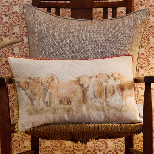 Highland Cattle Watercolour Cushion on natural linen Size: 30 x 50cm