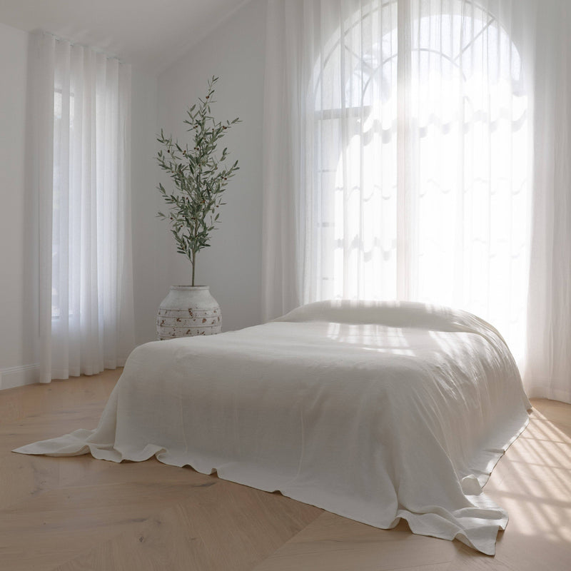Luca Linen Bed Cover - Off White: 270x270cm