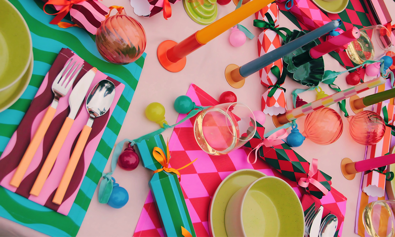 Multicoloured Stripe Pattern Christmas Crackers