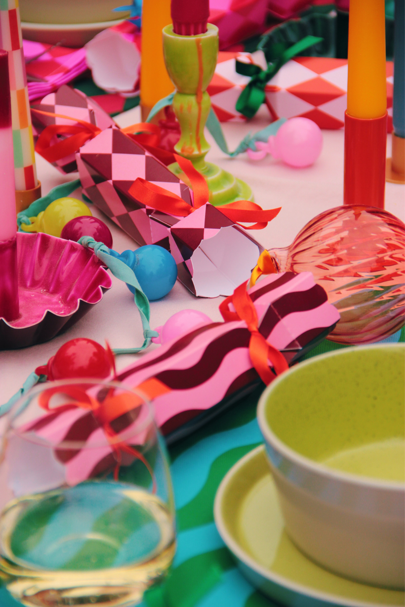 Multicoloured Stripe Pattern Christmas Crackers