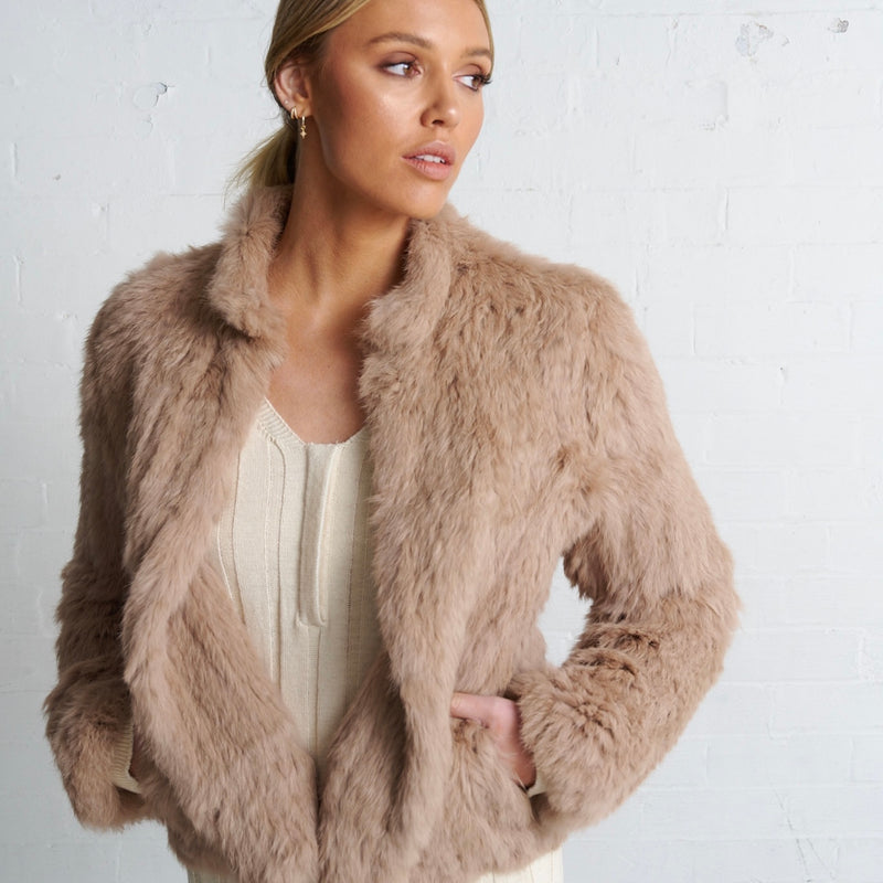 BIRDS OF A FEATHER - Beige Willow Jacket